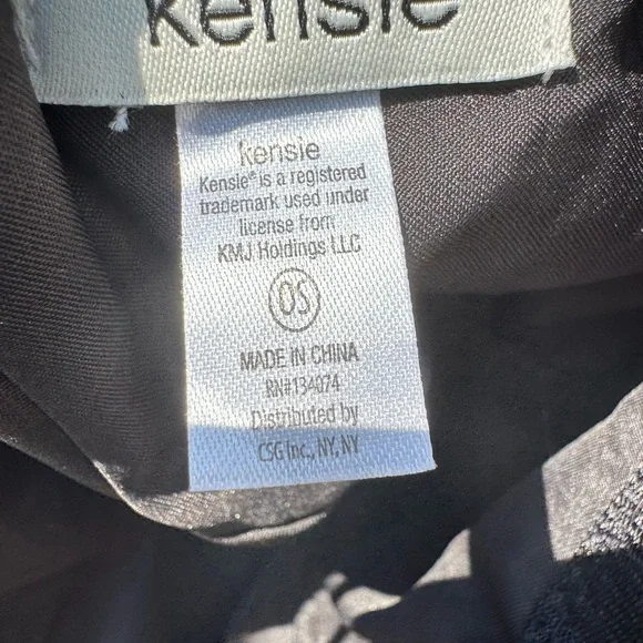 Kensie Faux Fur Tiger-Stripe Bucket Hat - Brown & Black - Picture 2 of 9